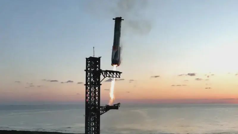 Featured image of post [SpaceX] 발사! SpaceX 스타쉽 5번째 비행 성공, '젓가락' 부스터 착륙 완벽 성공